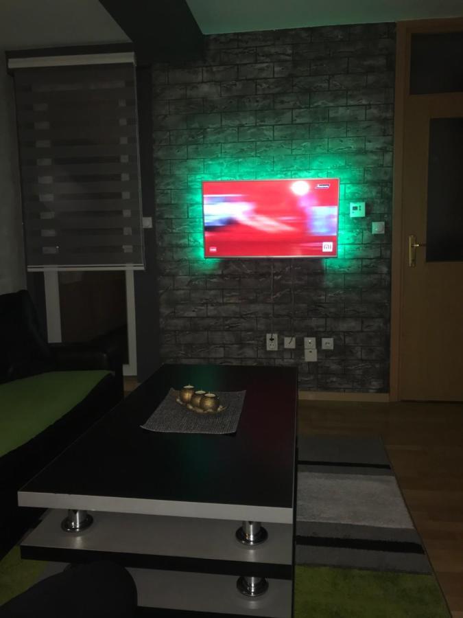 Apartman Stan Luka Appartement Pale Buitenkant foto