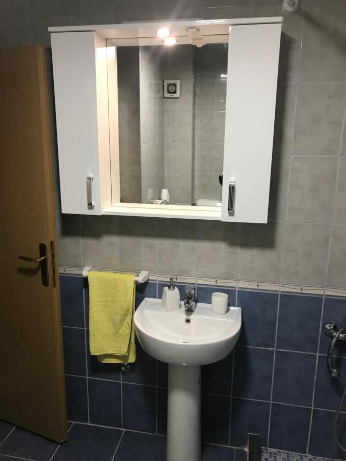 Apartman Stan Luka Appartement Pale Buitenkant foto