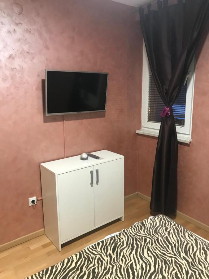 Apartman Stan Luka Appartement Pale Buitenkant foto